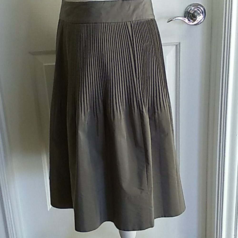 Banana Republic Accordion Full Skirt - Picture 5 of 7